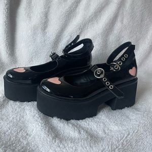 Lovely Heart 3 Inch Platform Mary Janes | Lolita Modakawa Shoes